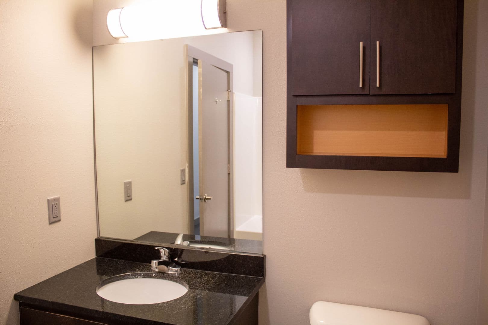 Champaign Apartment: 309 E John