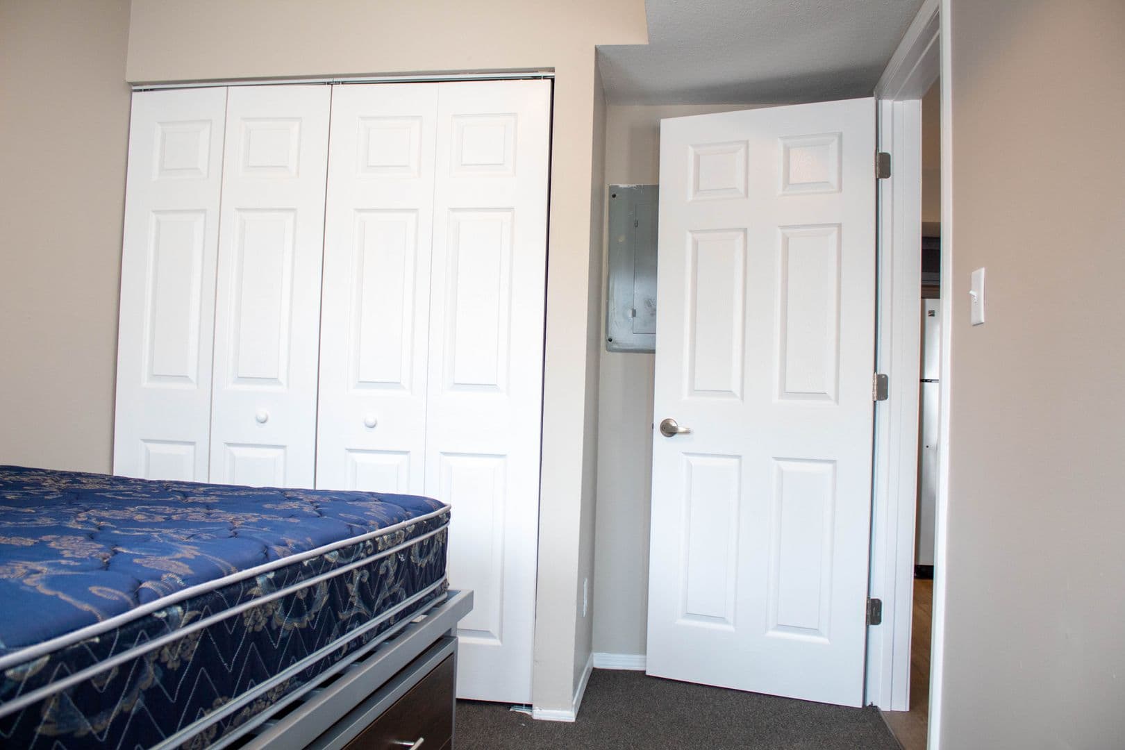 Champaign Apartment: 57 E Chalmers Street
