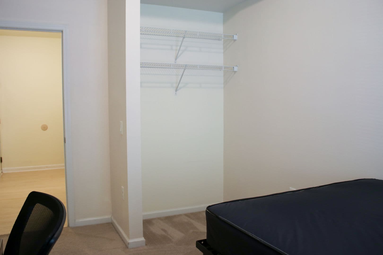 Champaign Apartment: 606 E Stoughton