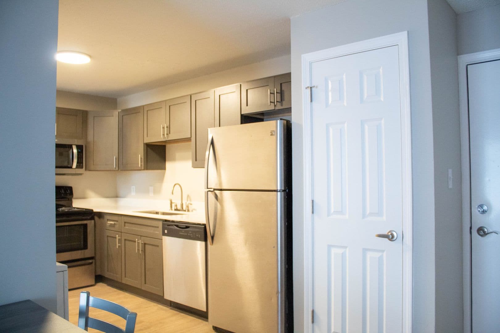 Champaign Apartment: 103 E Chalmers Street
