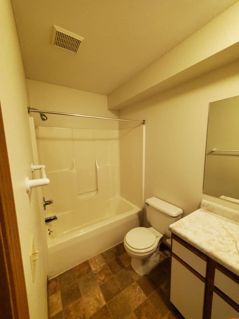 Decatur Apartment: 189 W Hickory Point Road