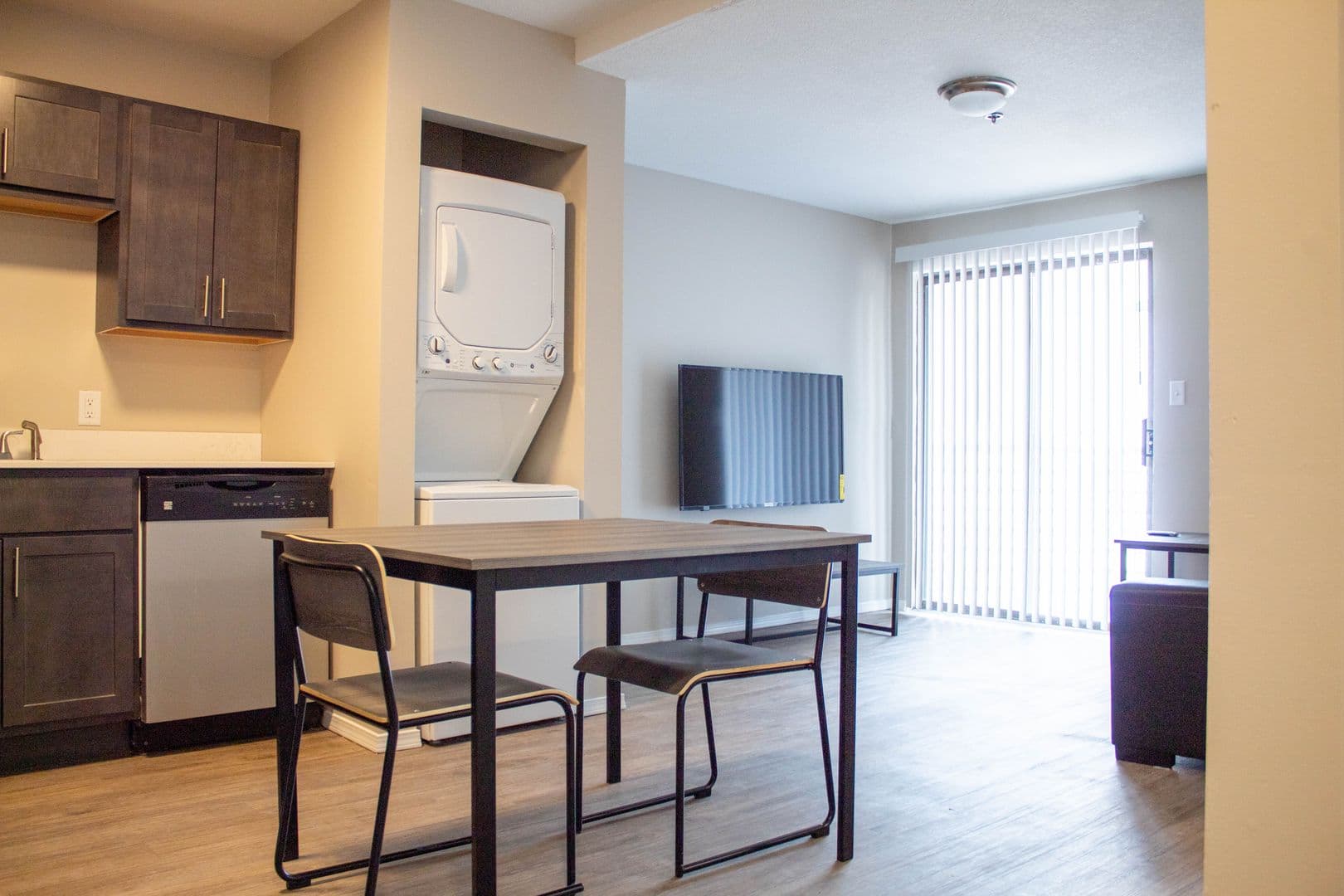 Champaign Apartment: 57 E Chalmers Street