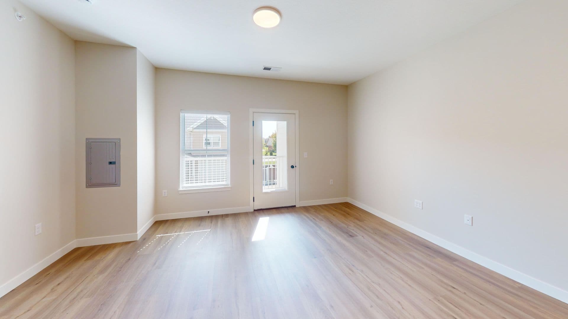 Normal Apartment: 1808 Carden Springs Circle