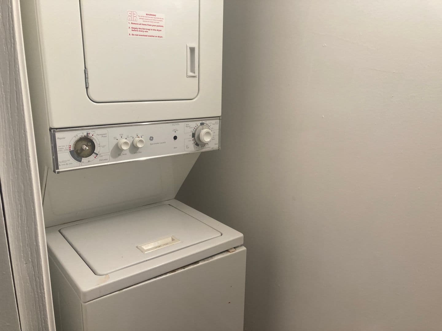 Champaign Apartment: 105 S Wright