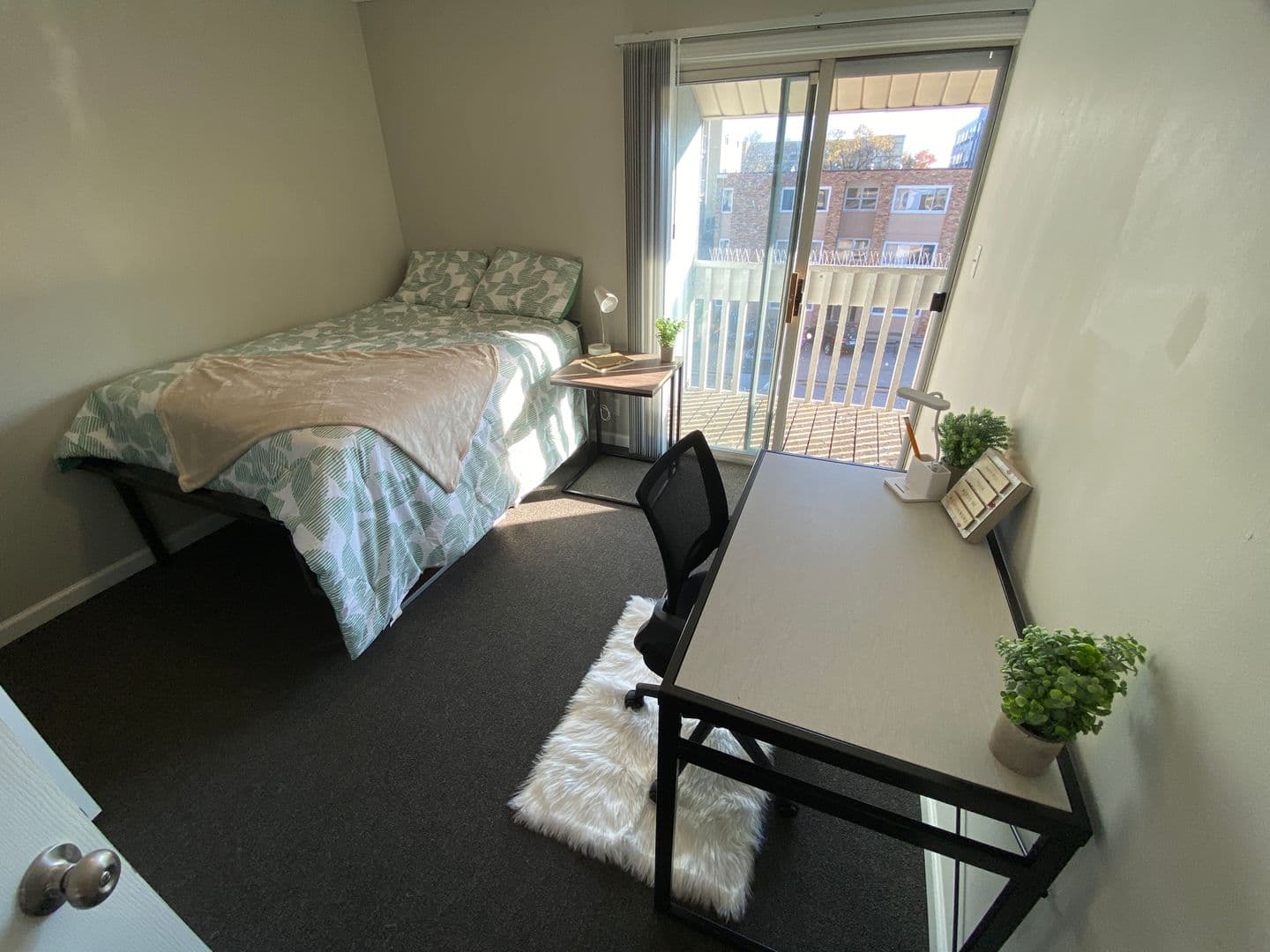 Champaign Apartment: 107 E Springfield Avenue