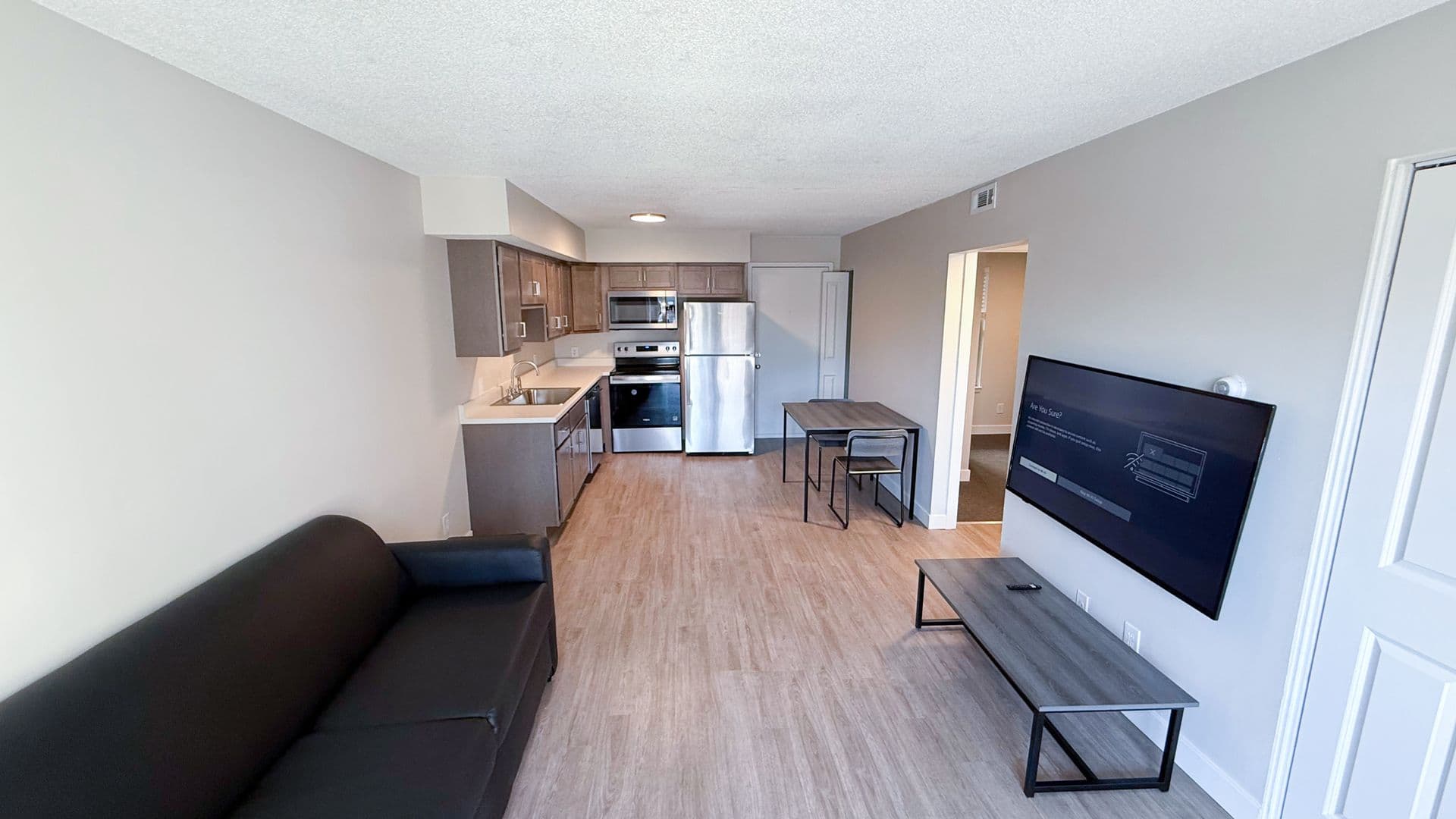 Urbana Apartment: 813 W Springfield