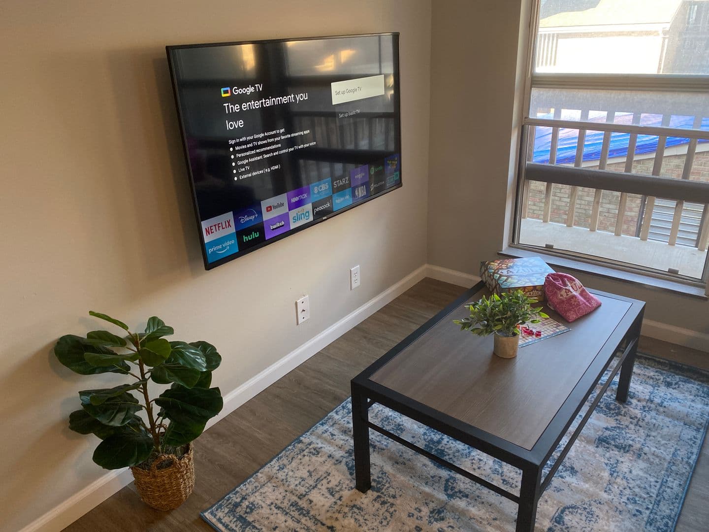 Champaign Apartment: 107 E Springfield Avenue