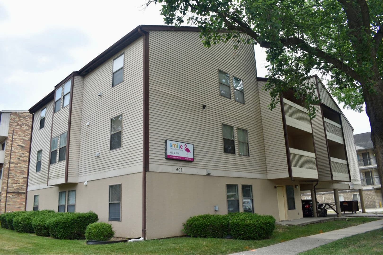 Champaign Apartment: 402 S Fifth Street