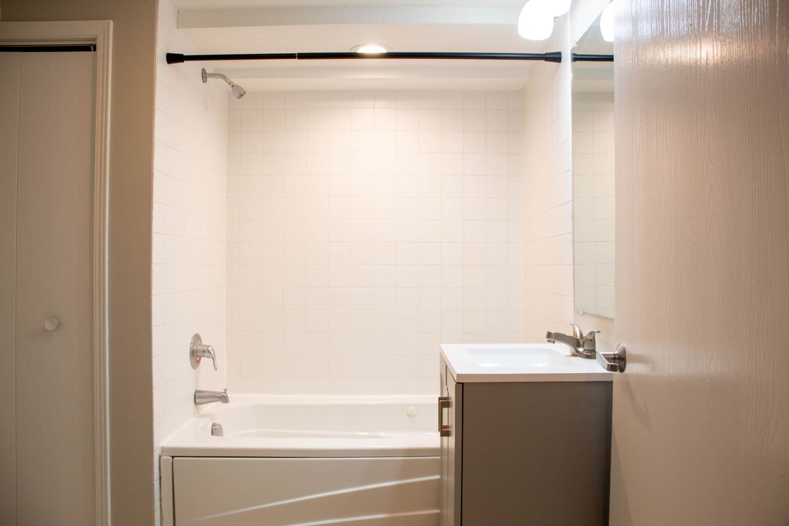 Champaign Apartment: 806 S Third