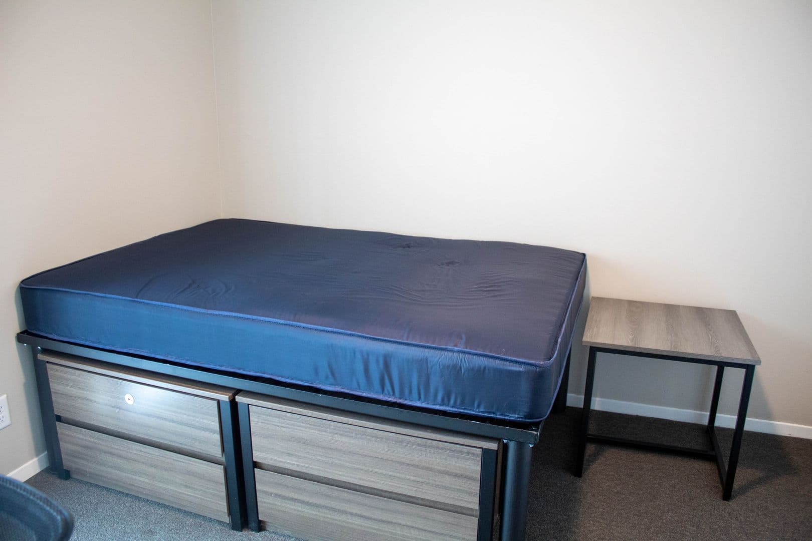 Champaign Apartment: 107 E Springfield Avenue