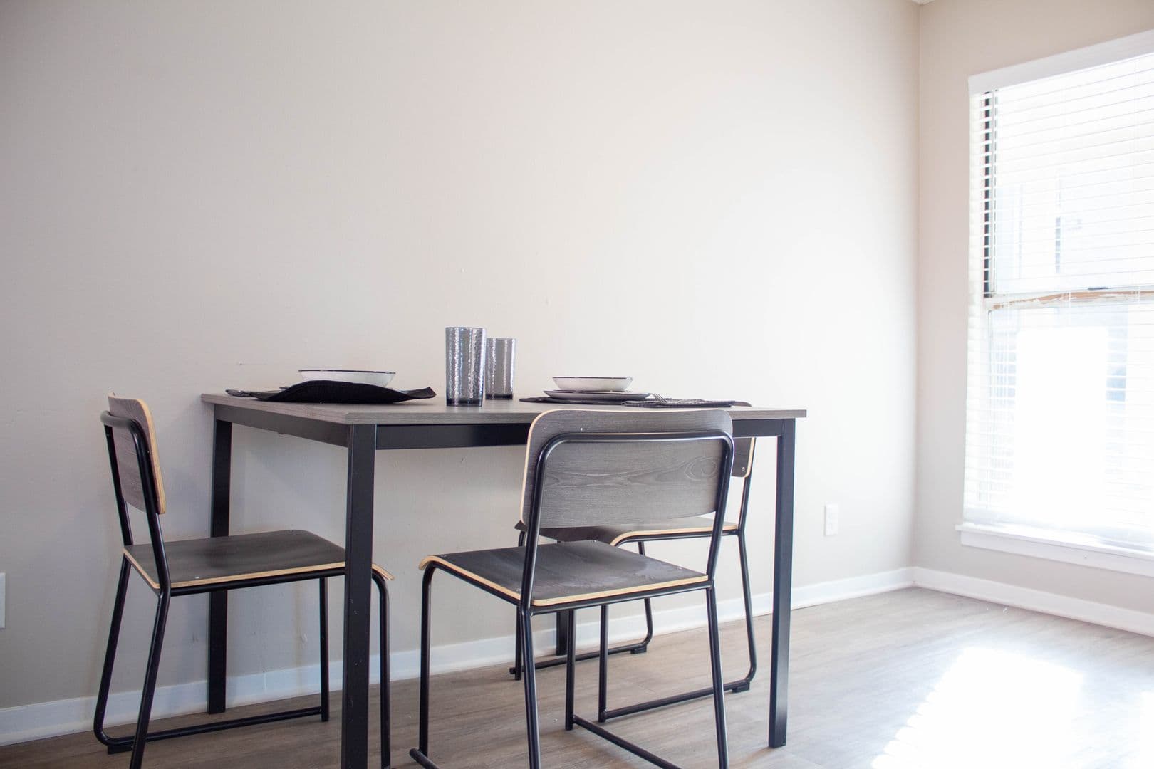 Champaign Apartment: 107 E Springfield Avenue
