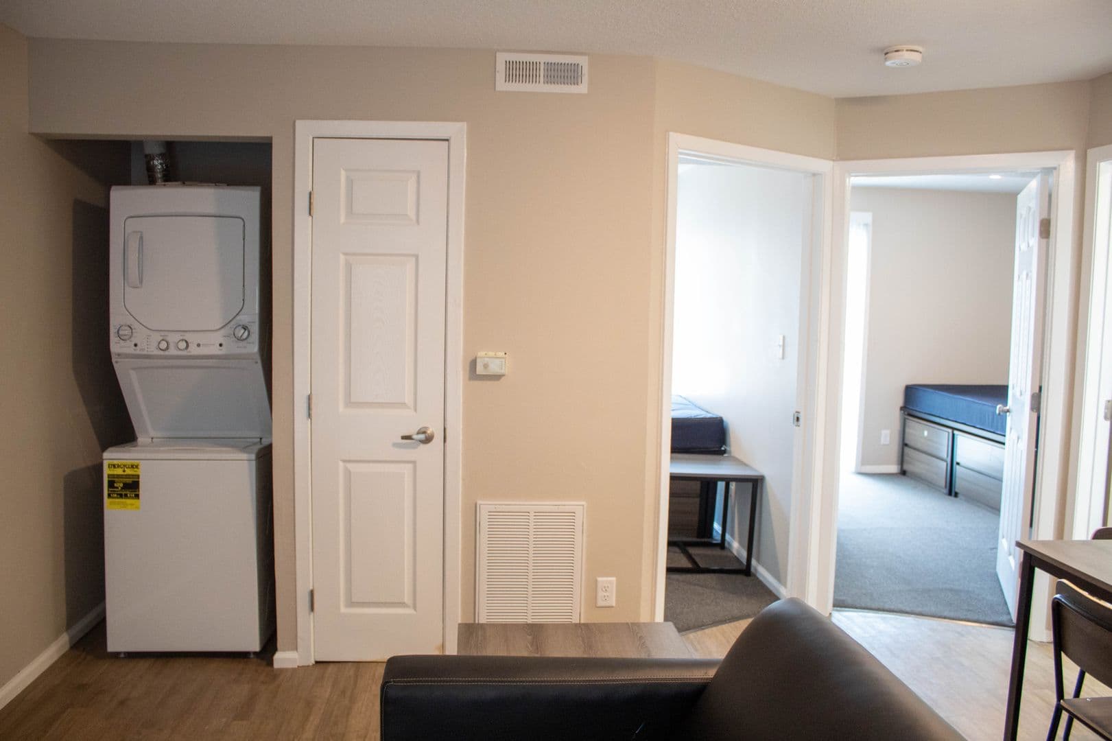Champaign Apartment: 107 E Springfield Avenue