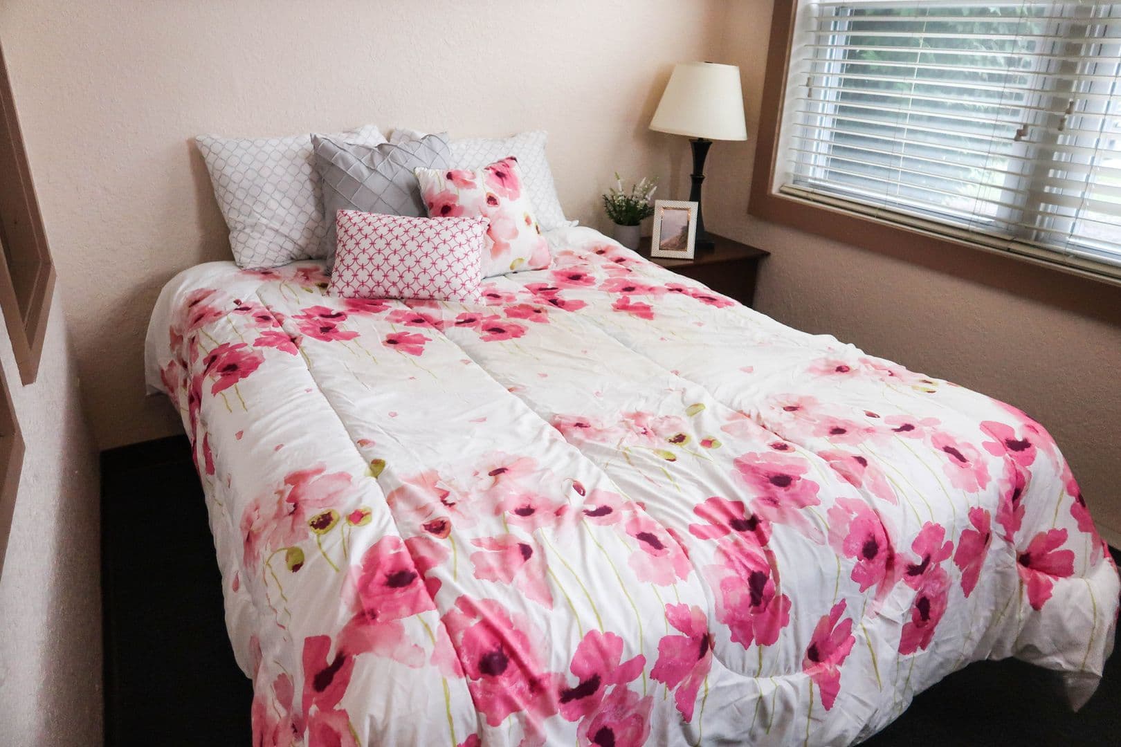 Champaign Apartment: 512 E Clark
