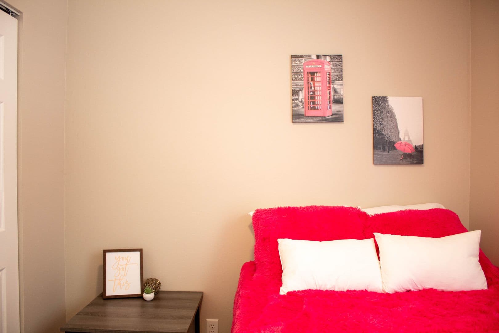 Champaign Apartment: 48 E John