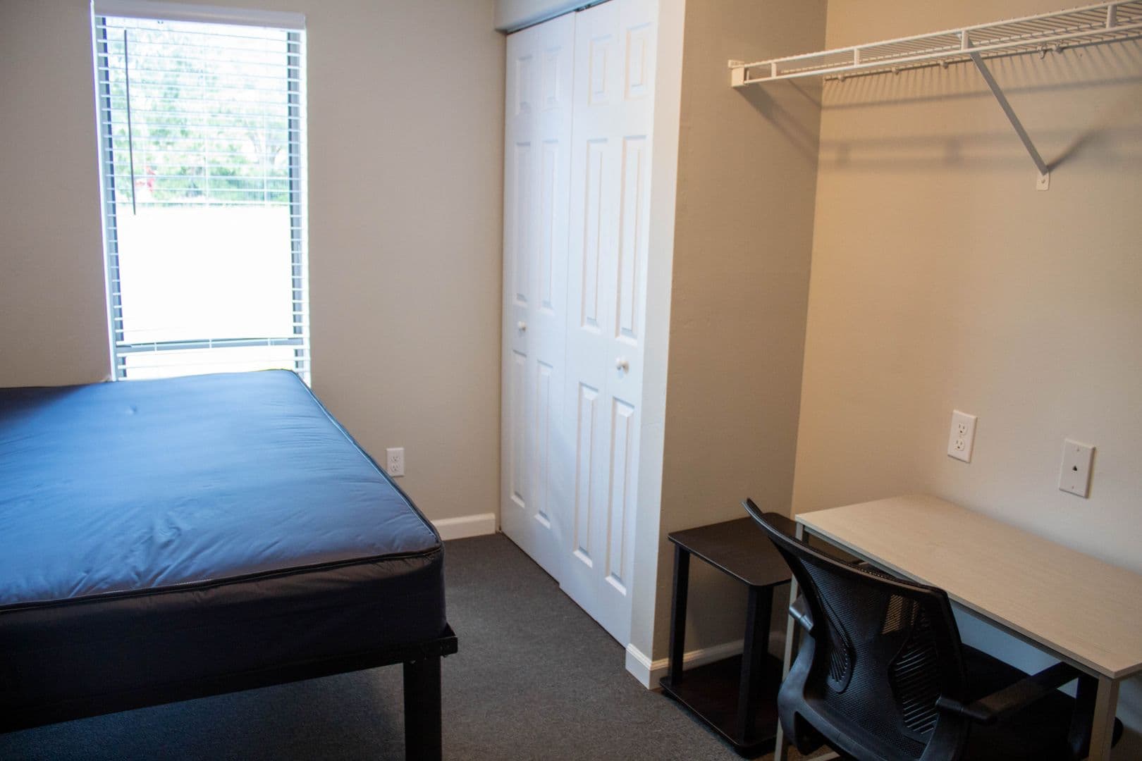 Champaign Apartment: 105 S Wright