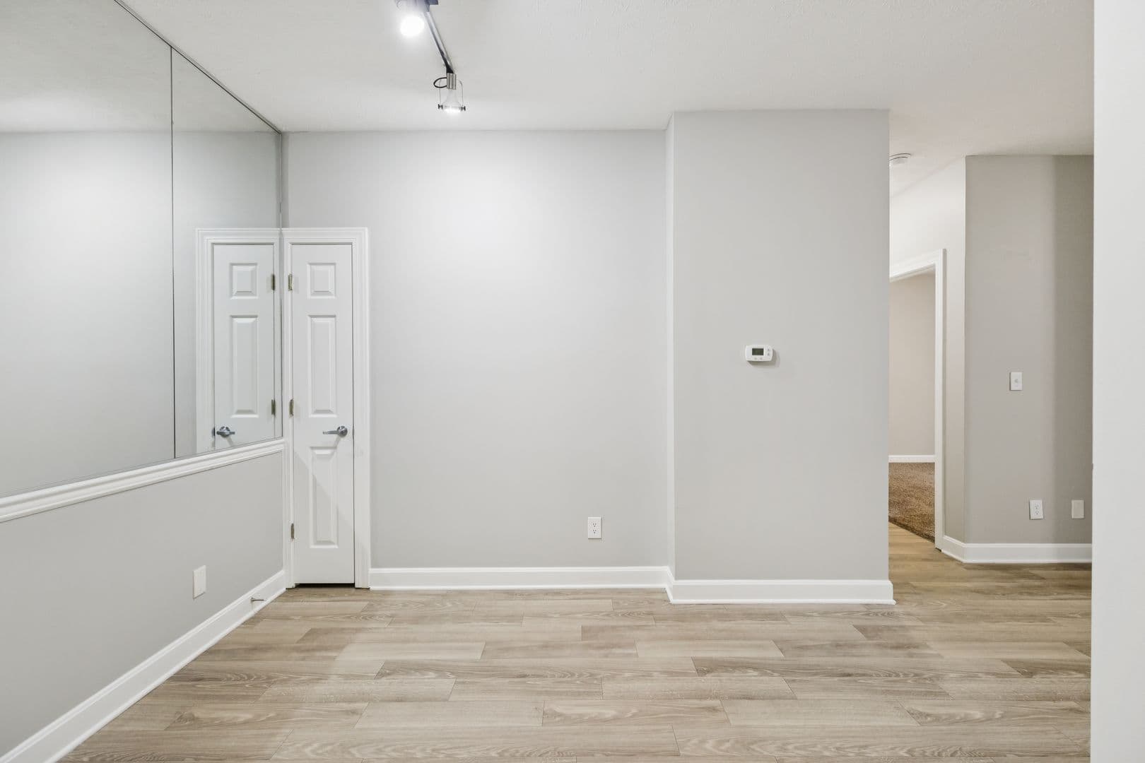 Louisville Apartment: 3300 Aspen Valley Circle