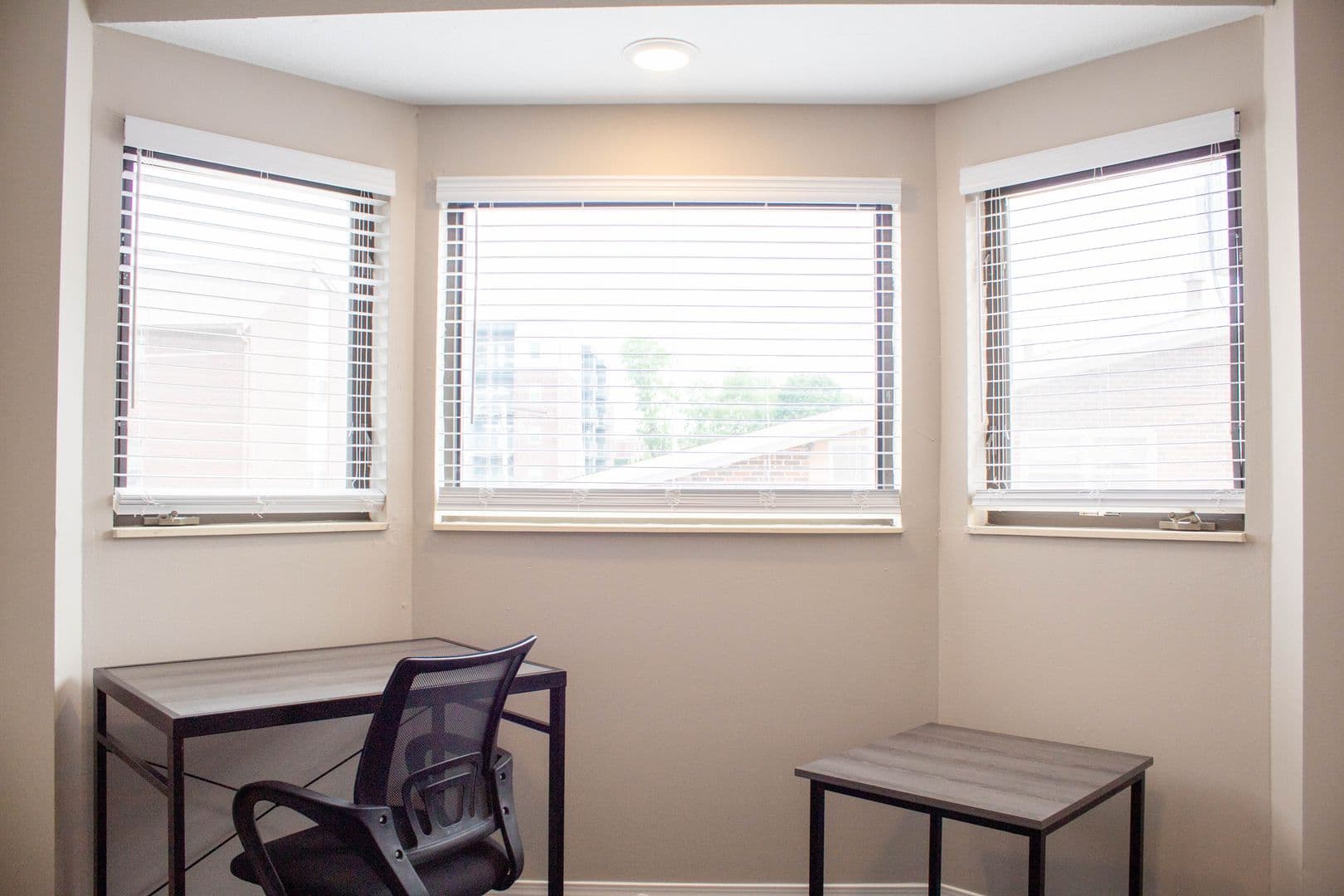 Champaign Apartment: 57 E Chalmers Street