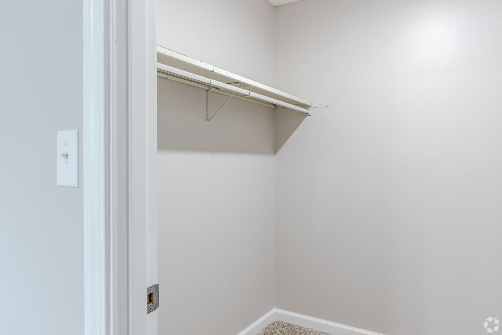 Peoria Apartment: 935 W Loire Court