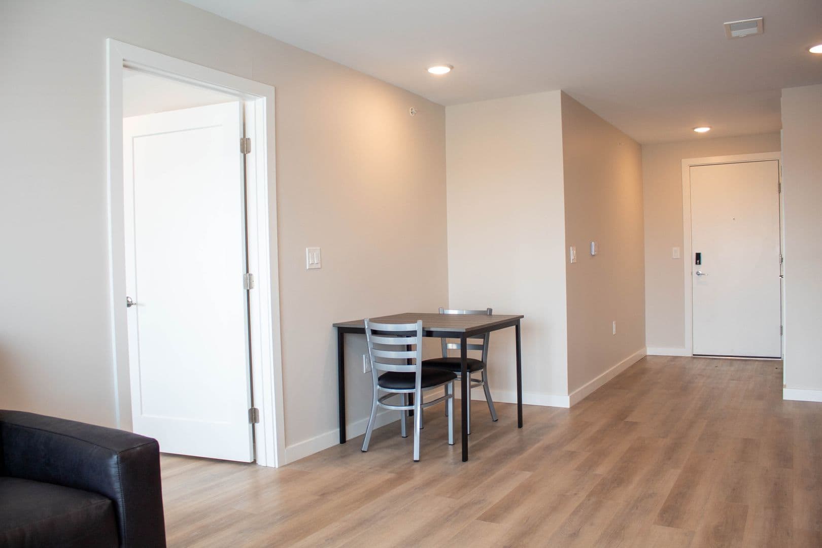 Champaign Apartment: 405 E Stoughton