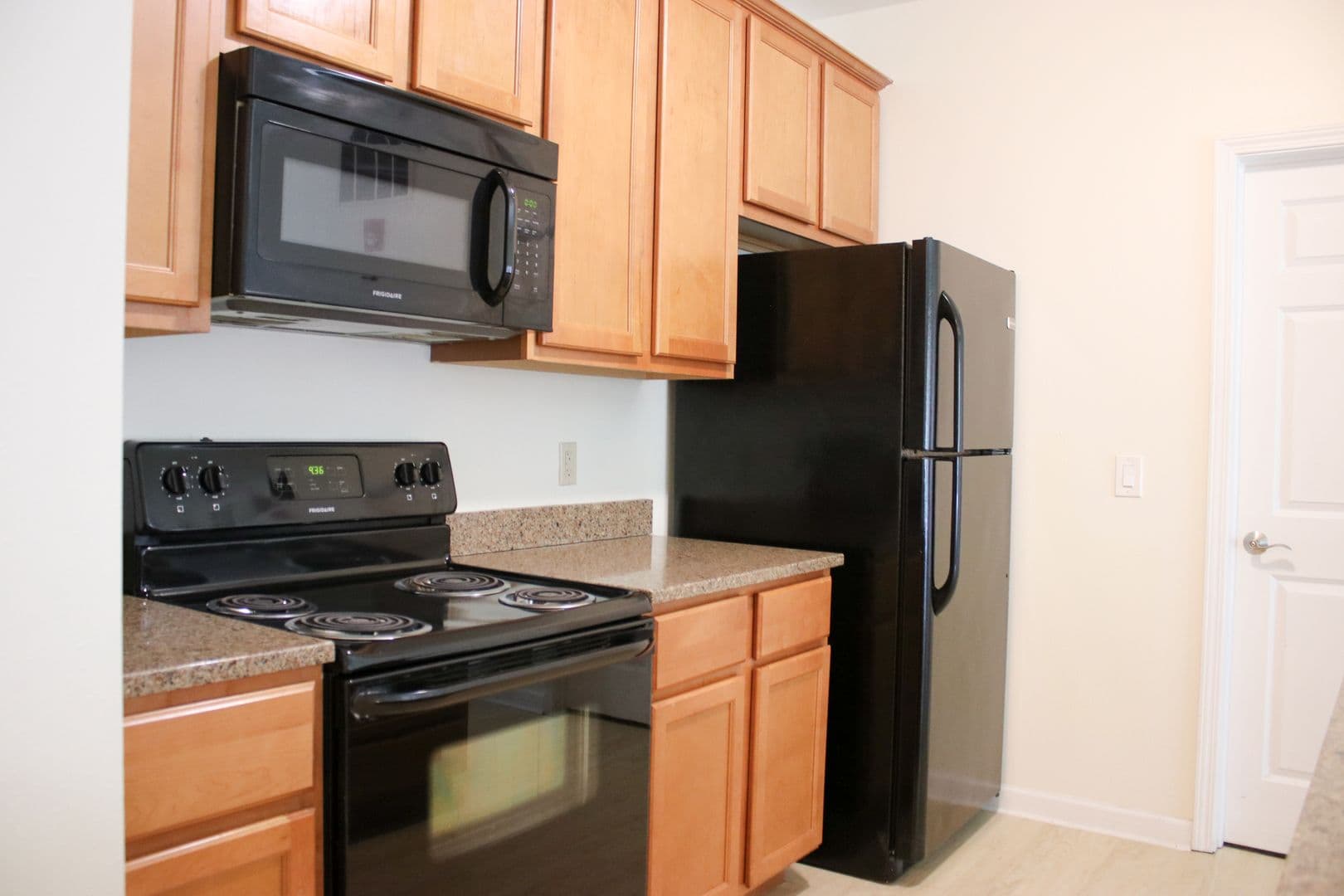Champaign Apartment: 606 E Stoughton