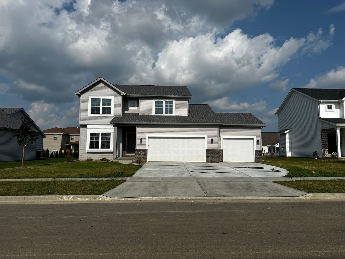 Normal Townhome: 1735 Beech Street