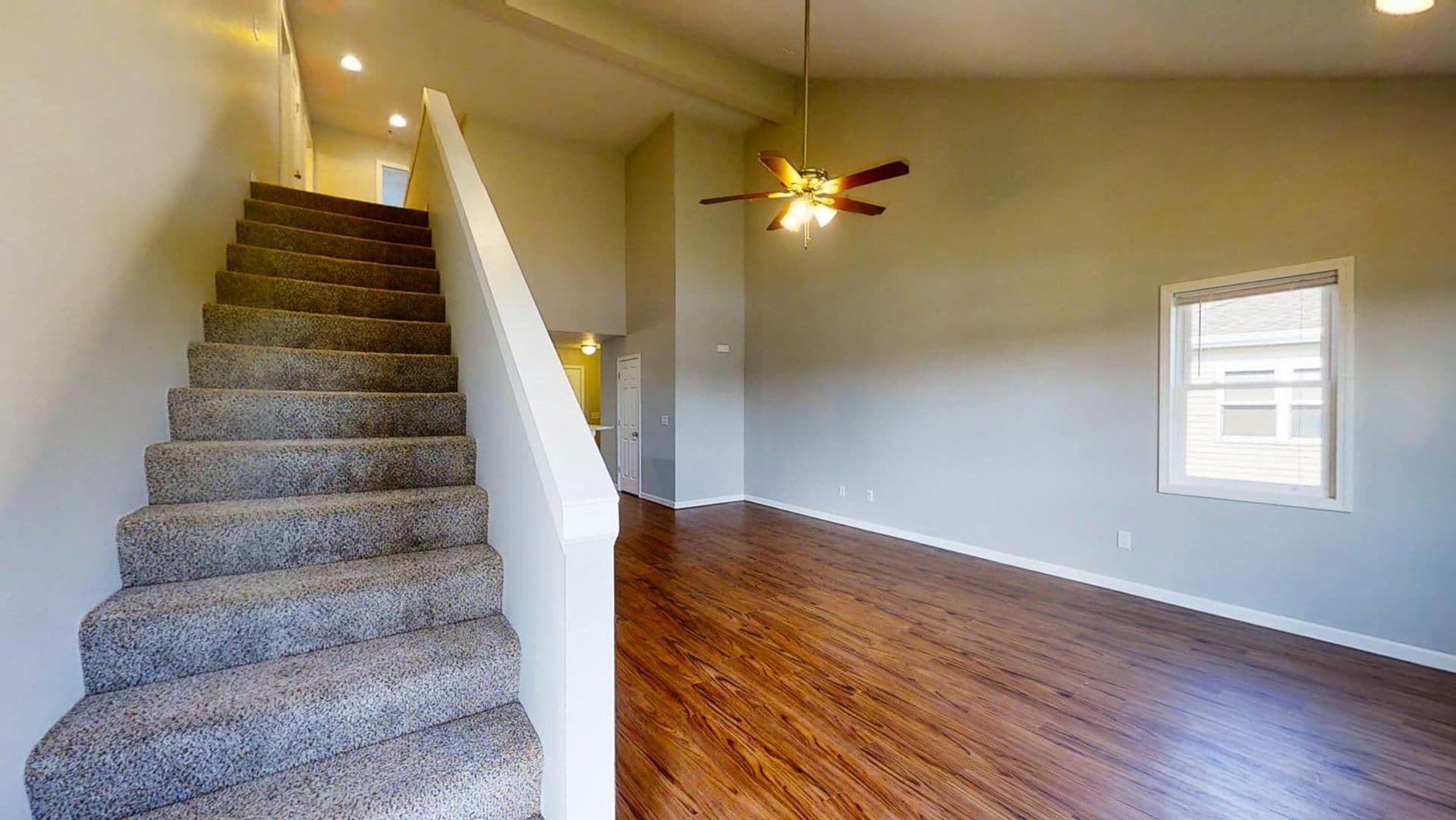 Mahomet Apartment: 901 Cates Dr
