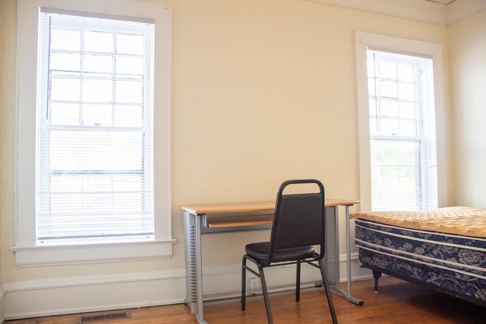 Champaign Apartment: 111 E Springfield Avenue
