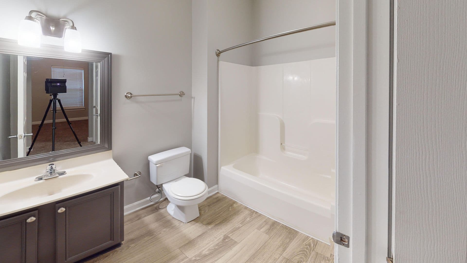 Louisville Apartment: 3300 Aspen Valley Circle