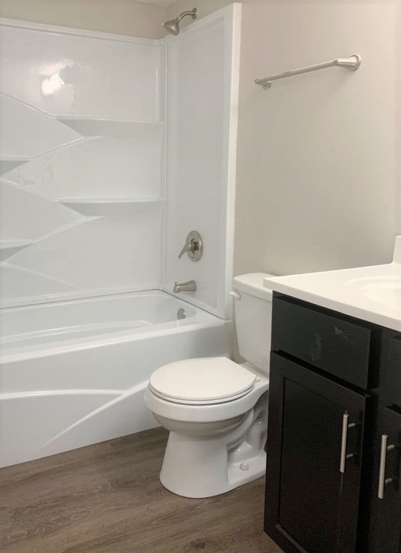 Peoria Apartment: 6516-6500 N University St