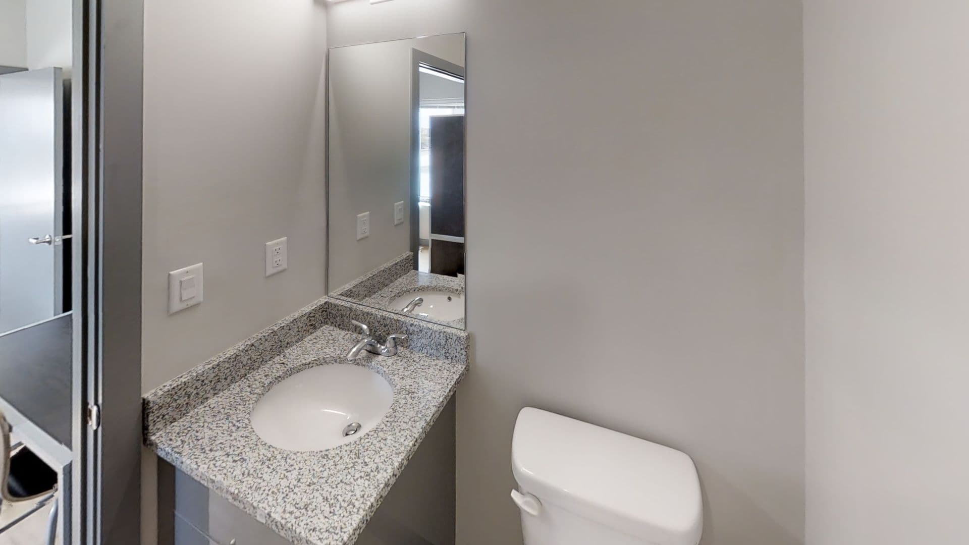 Champaign Apartment: 615 S Wright