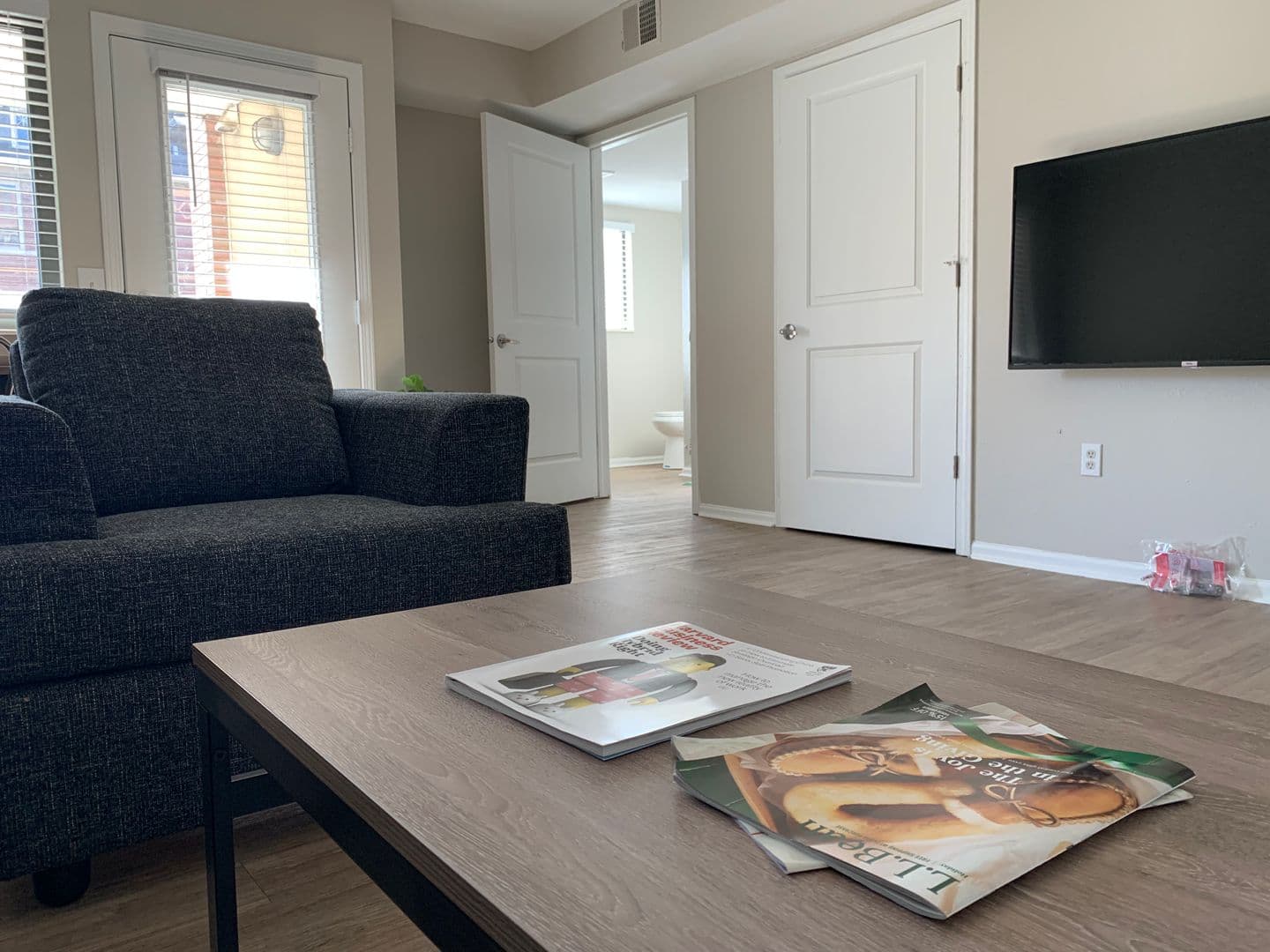 Champaign Apartment: 408 E Healey St