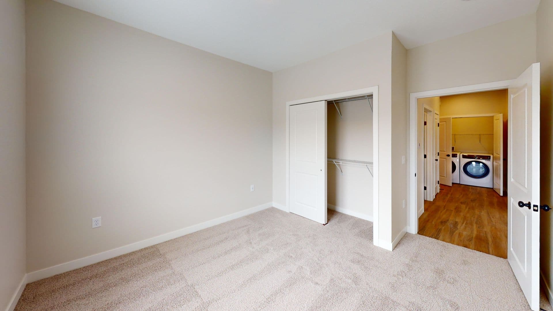 Normal Apartment: 1808 Carden Springs Circle