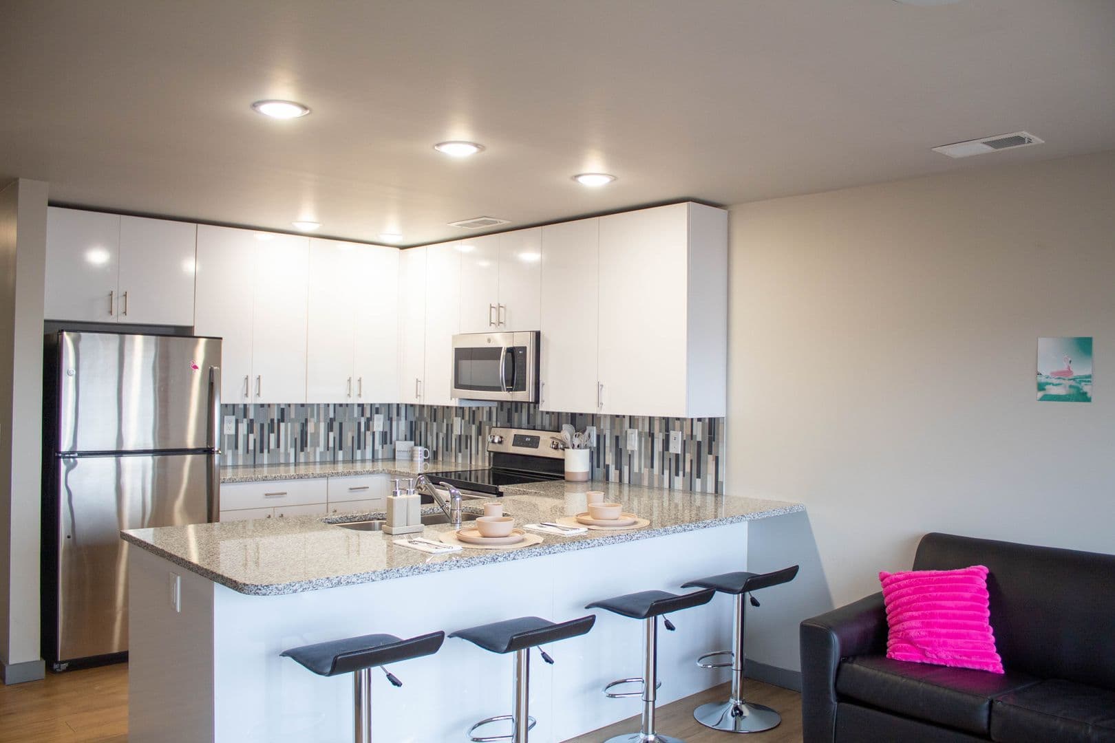 Champaign Apartment: 615 S Wright