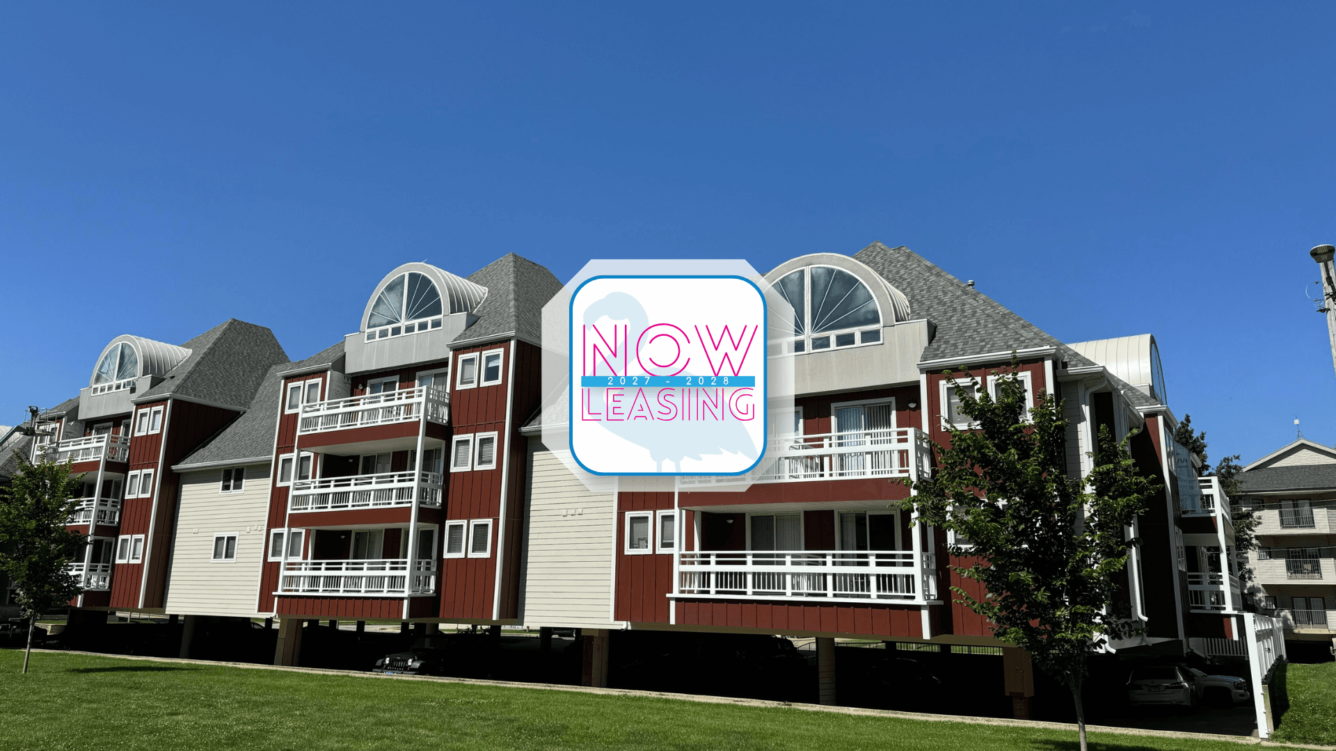 Champaign Apartment: 202 E Chalmers St