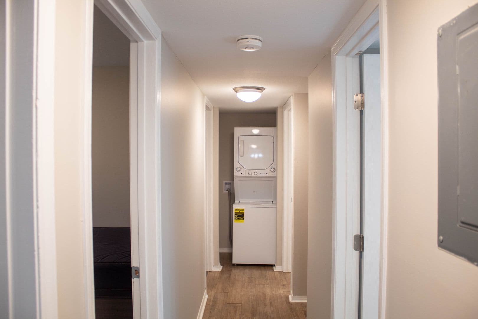 Urbana Apartment: 812 W Nevada Street