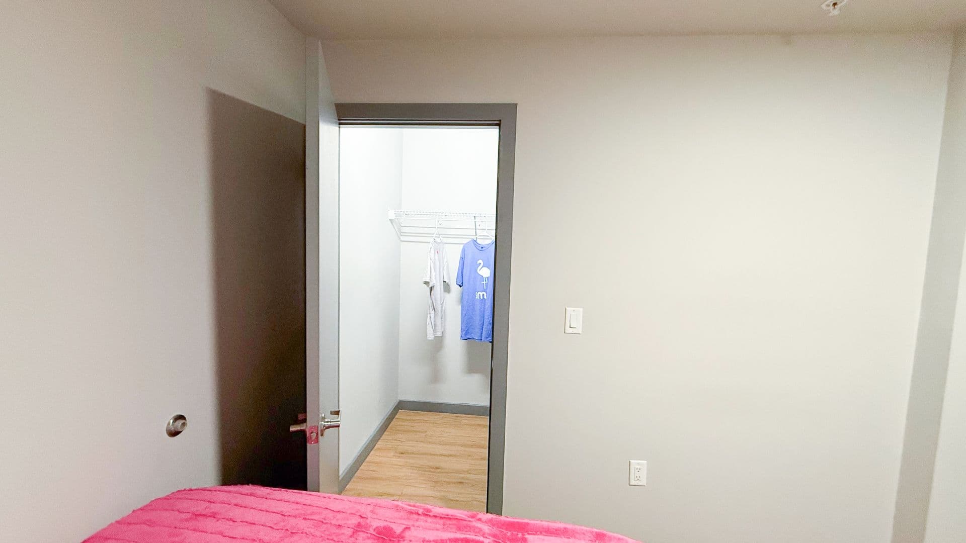 Champaign Apartment: 615 S Wright