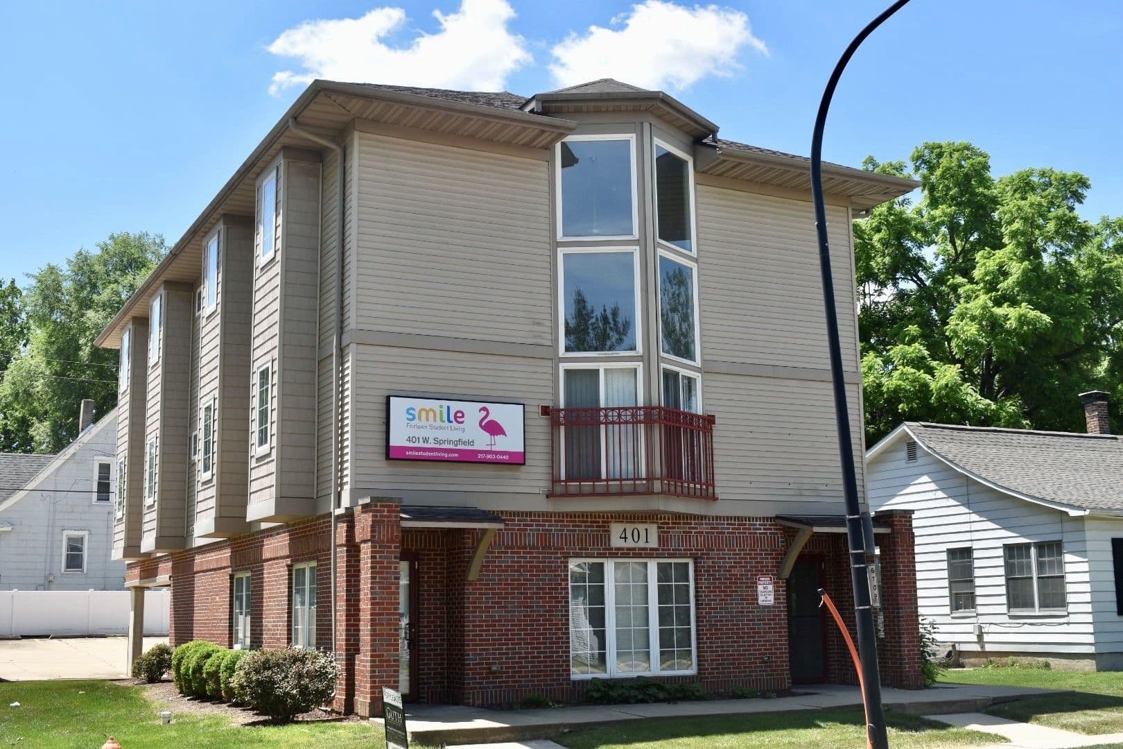 Urbana Apartment: 401 W Springfield