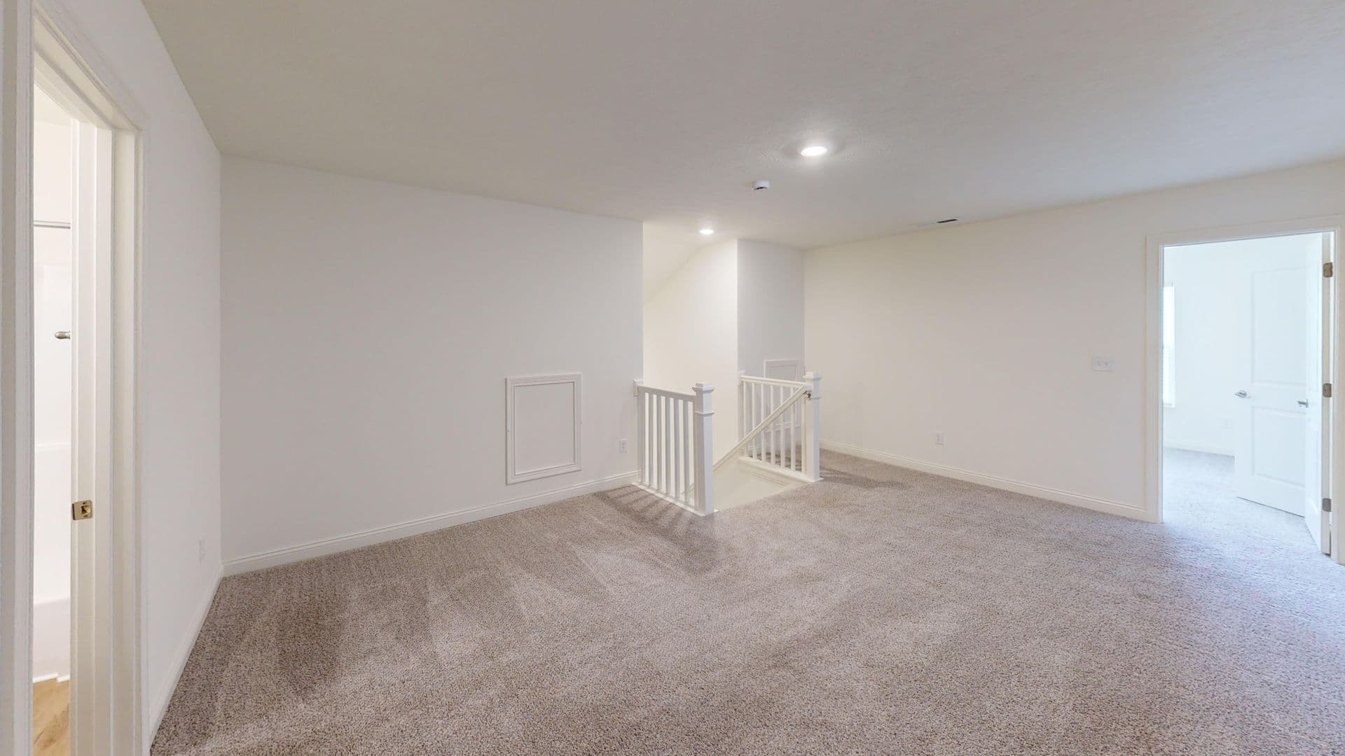 Avon Apartment: 8483 E County Rd 200 N
