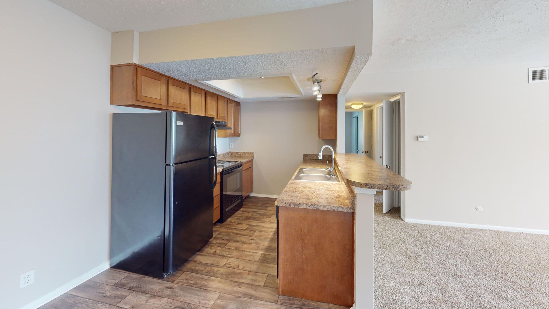 Indianapolis Apartment: 5838 W Mooresville Rd