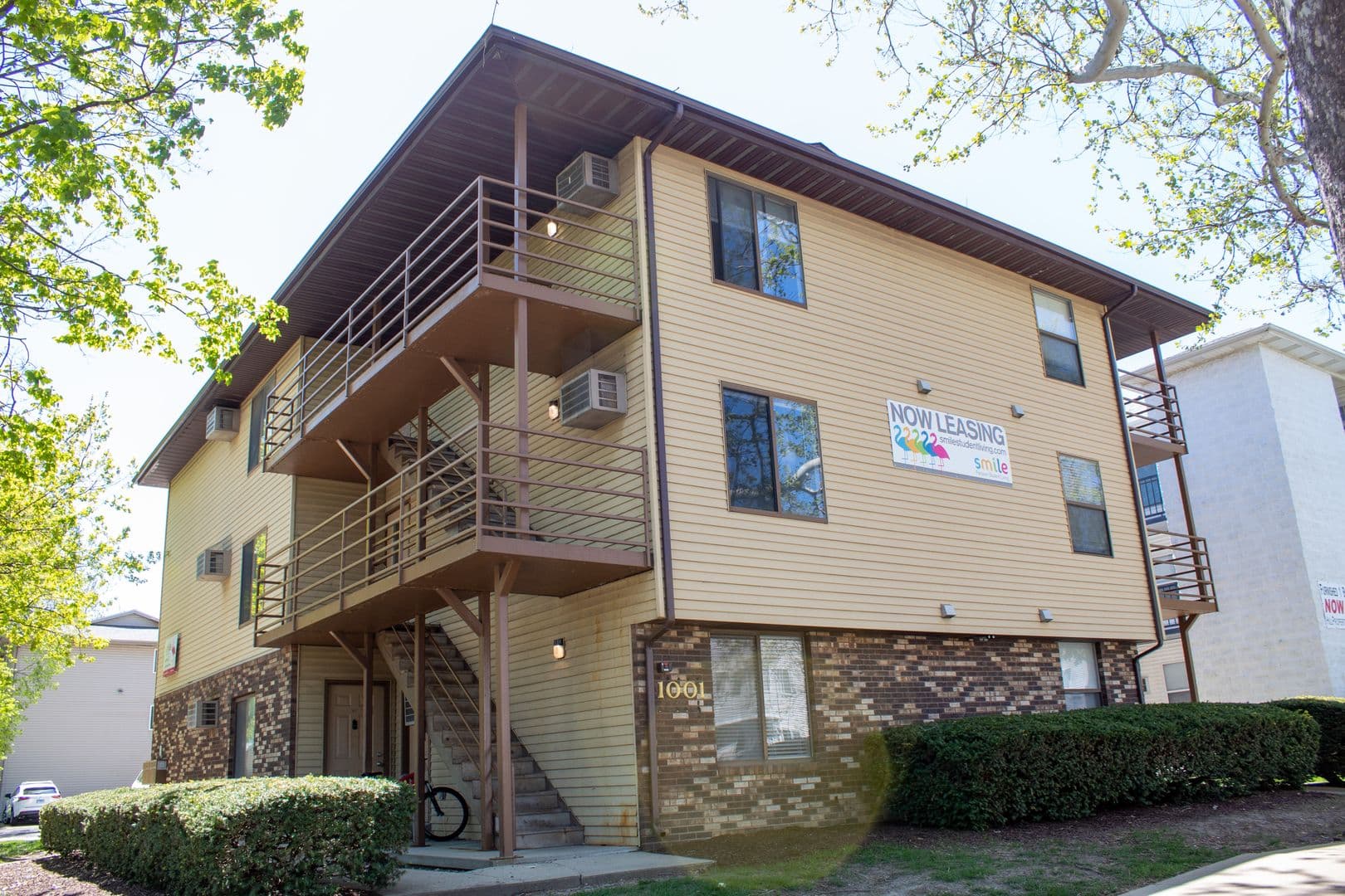 Urbana Apartment: 1001 W Clark
