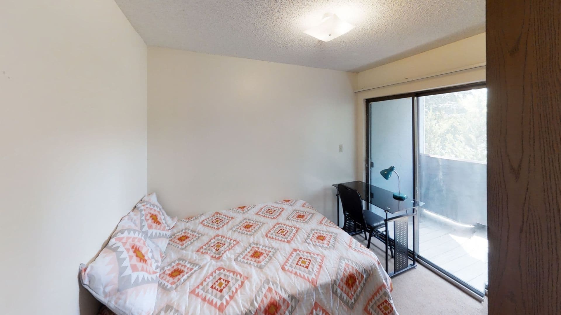 Urbana Apartment: 506 W Elm