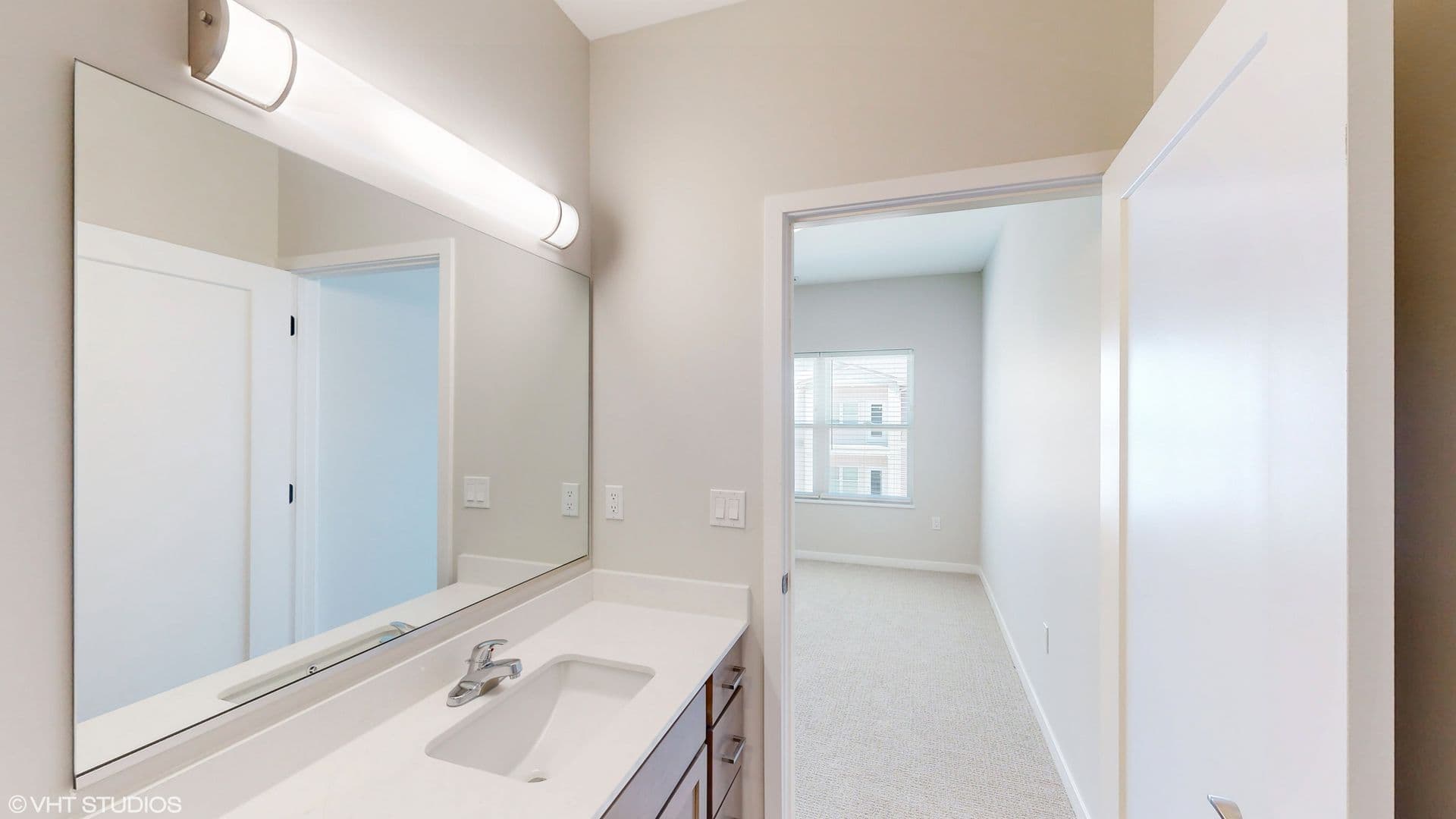 Champaign Apartment: 1915 S. Mattis