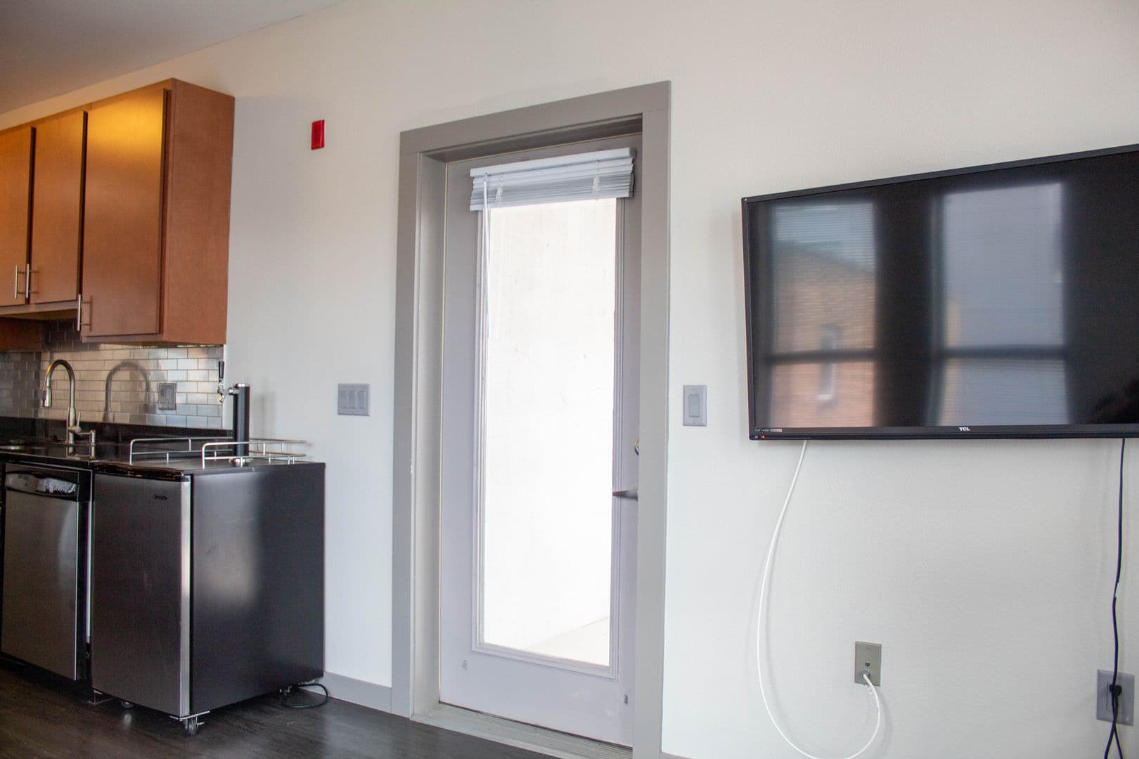 Champaign Apartment: 309 E John
