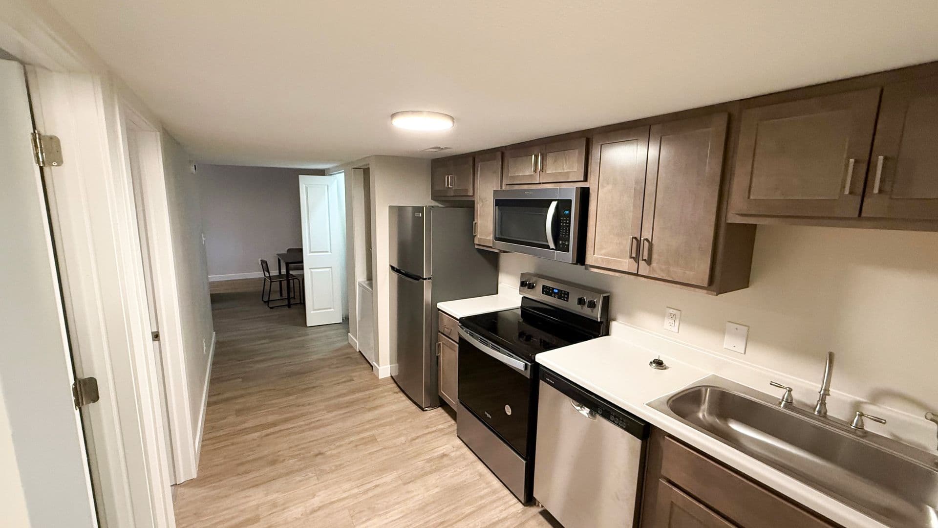 Urbana Apartment: 809 W Springfield