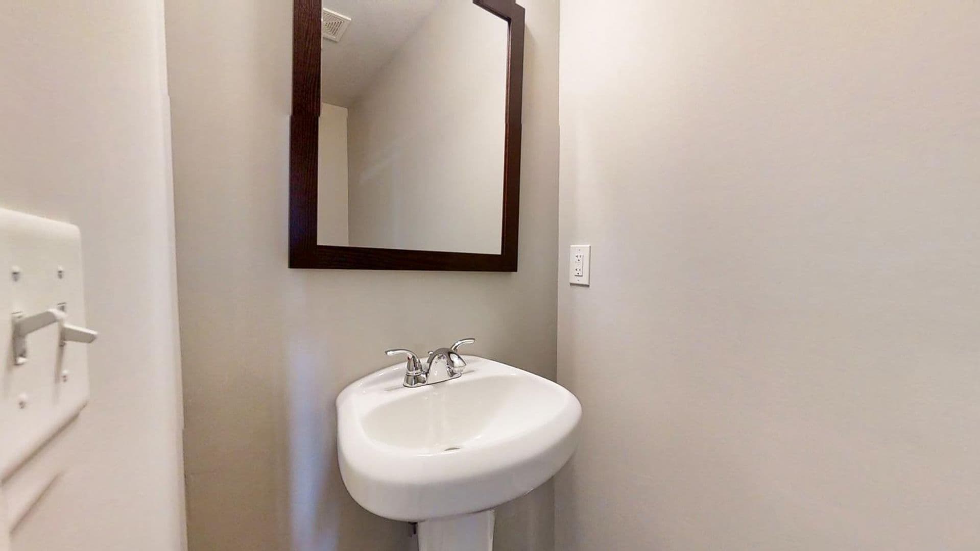Mahomet Apartment: 901 Cates Dr