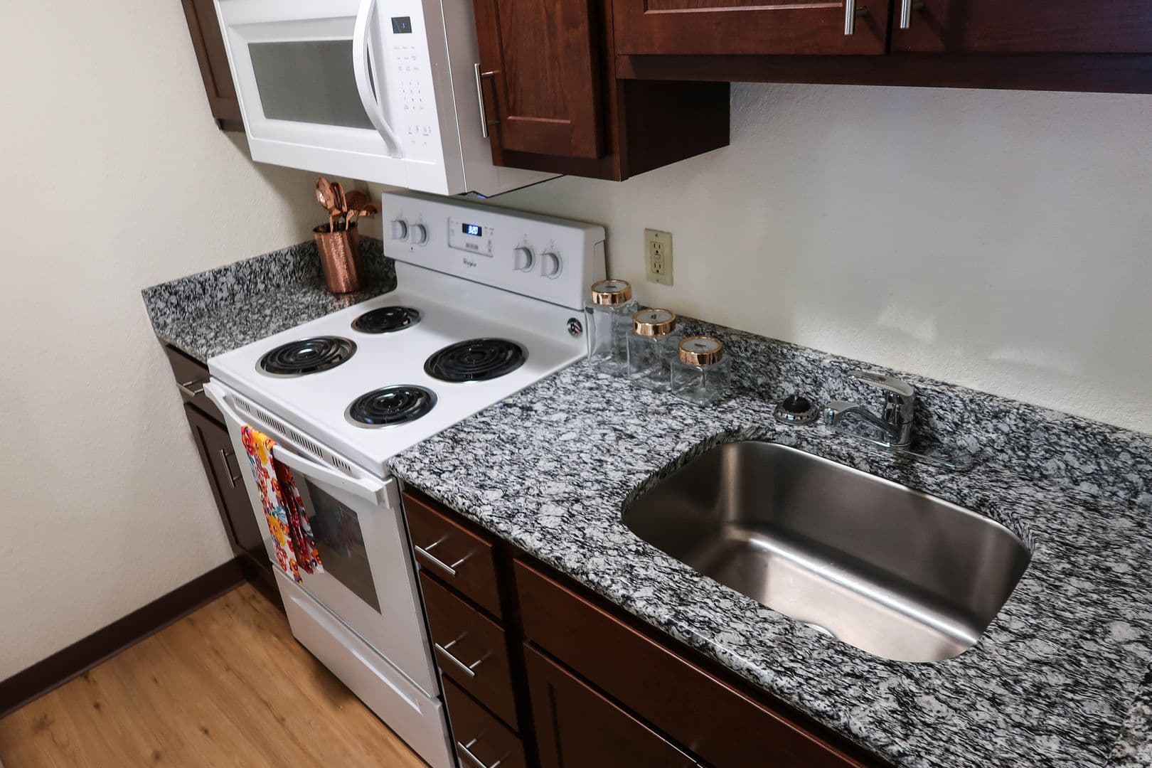 Urbana Apartment: 805 W Green Street
