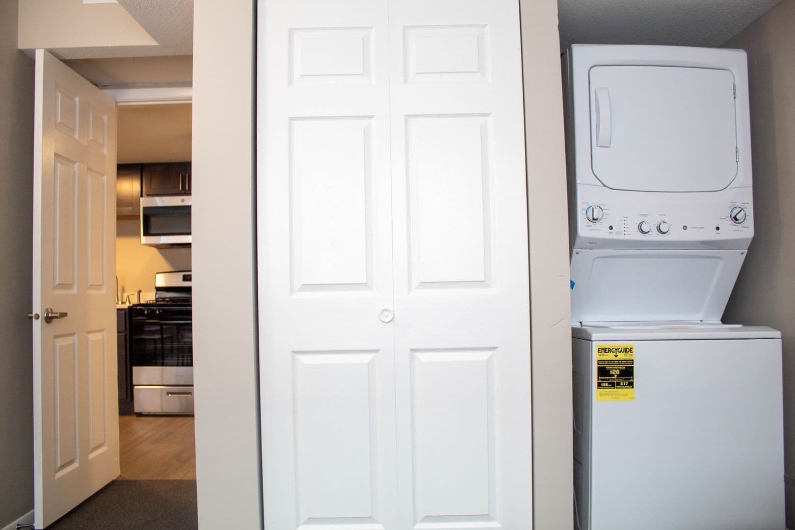Champaign Apartment: 108 E Healey Street