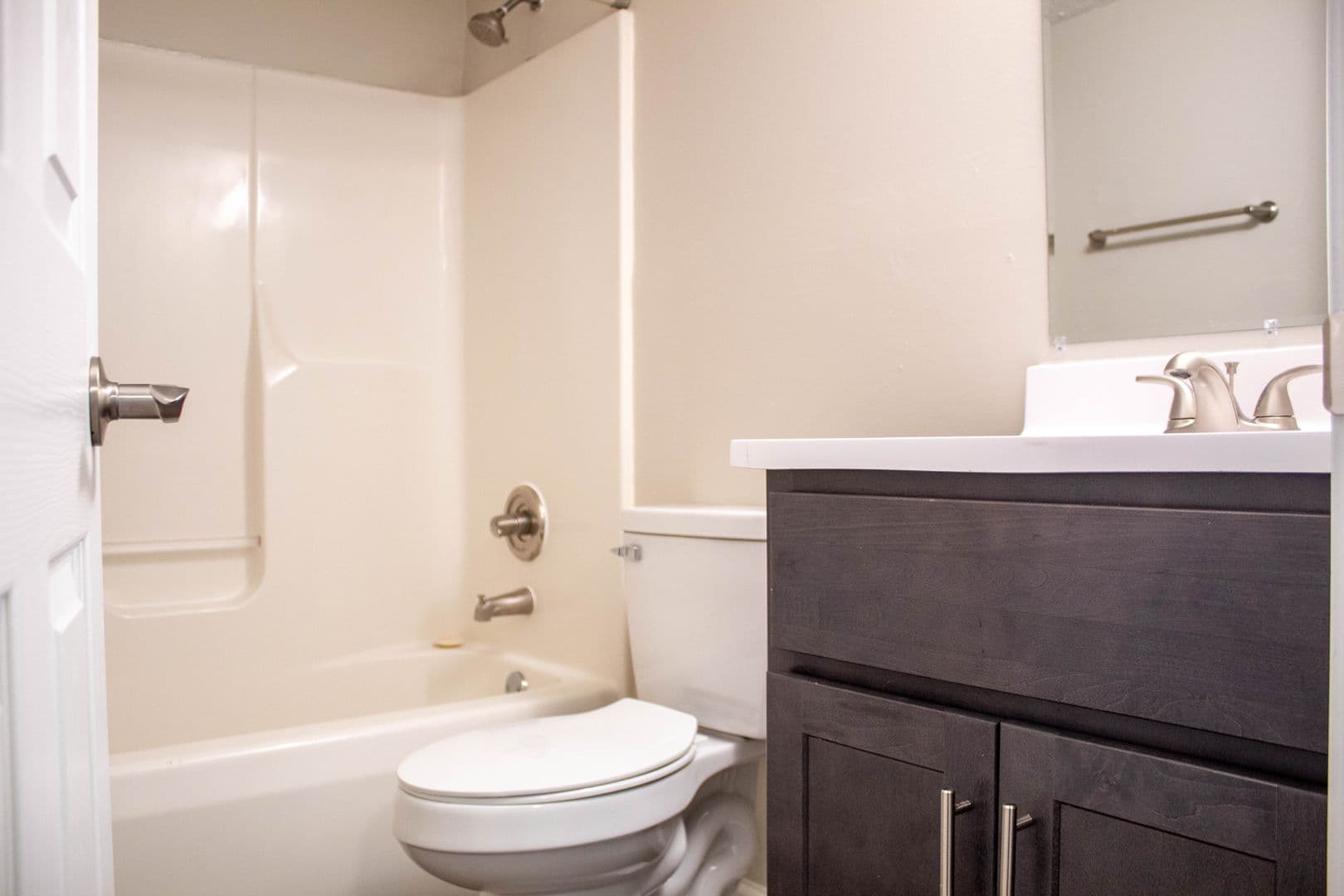 Champaign Apartment: 105 S Wright