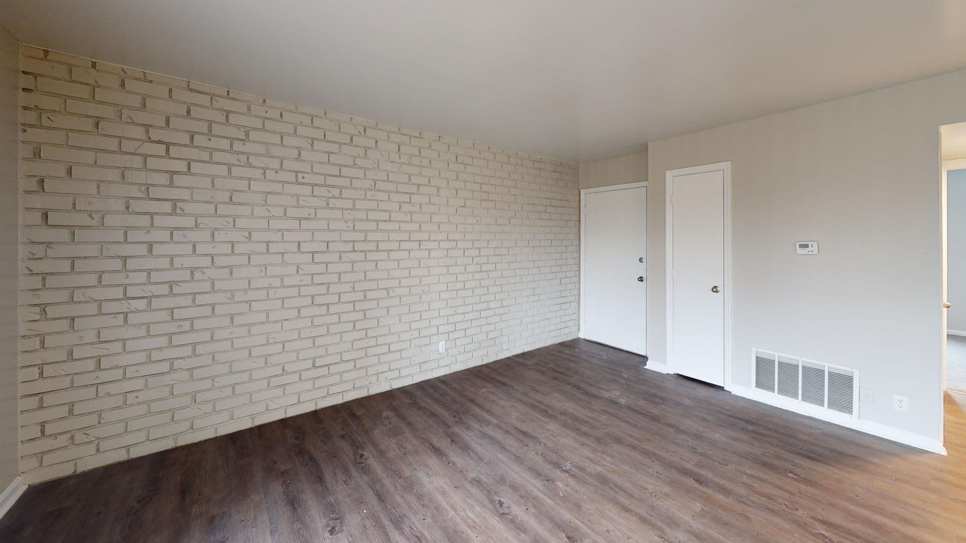 Speedway Apartment: 6010 W 25th Street