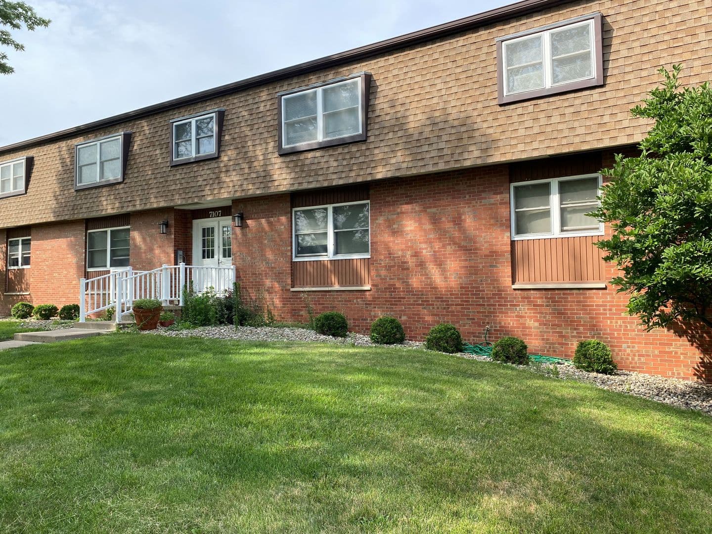 Peoria Apartment: 7107-7115 Miramar Dr
